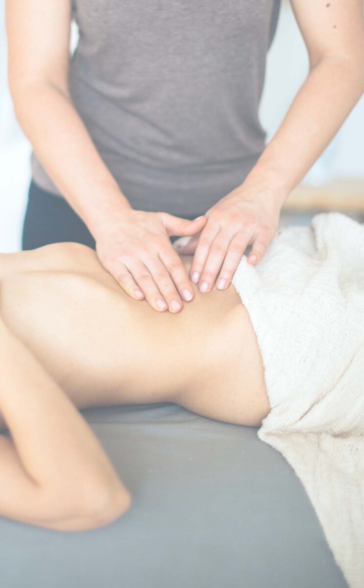 Massage abdominal guérison